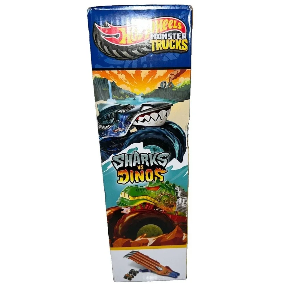(5)Hot Wheels Monster Trucks Race Down Destruction Track Sharks VS Dinos Playset